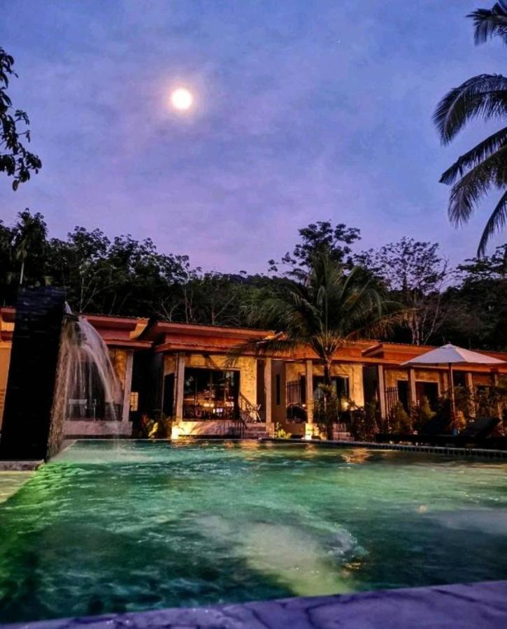 Grandfather Khaolak Resort Khao Lak Exterior foto
