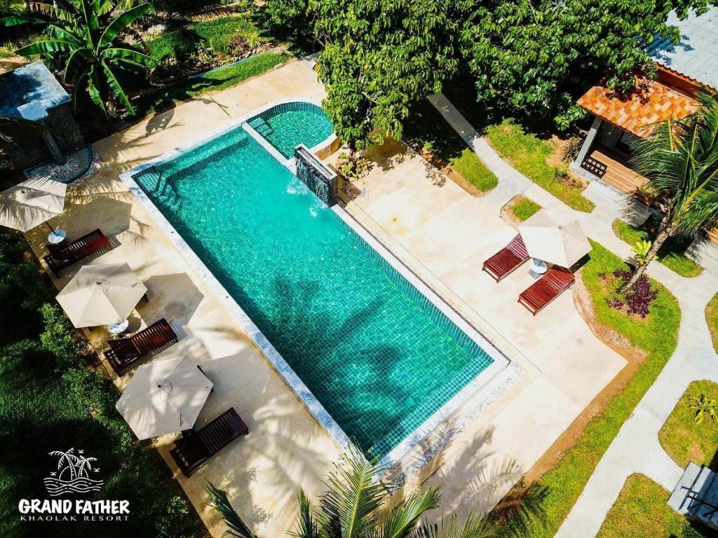Grandfather Khaolak Resort Khao Lak Exterior foto