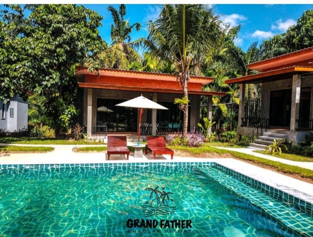 Grandfather Khaolak Resort Khao Lak Exterior foto